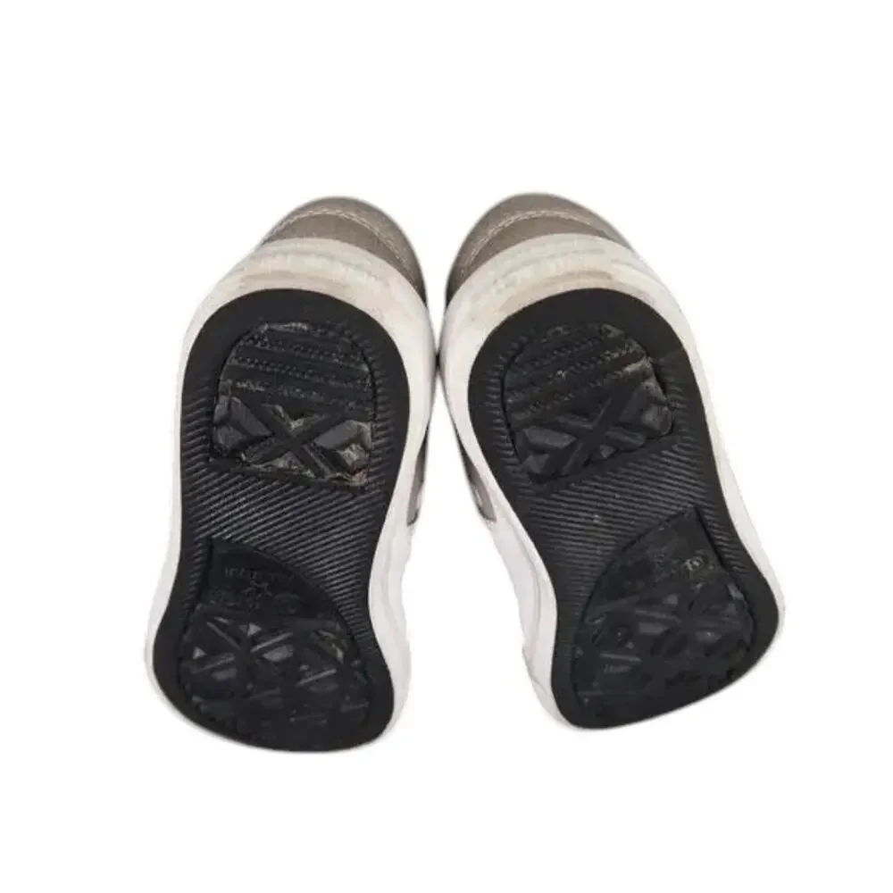 Converse Shoes Kids 13 Sneakers Madison Leather Two Tone Casual Active Lifestyle